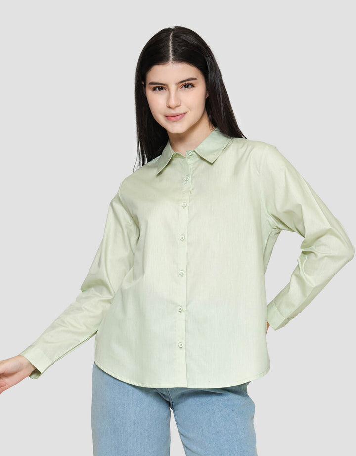 Nevada Regular Basic Kemeja Wanita