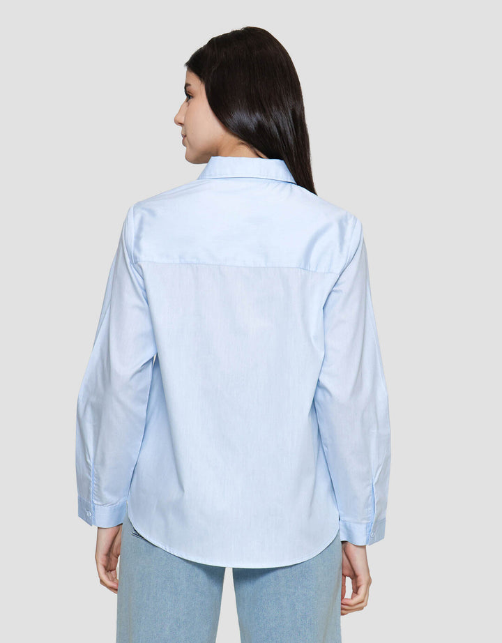 Nevada Regular Basic Kemeja Wanita