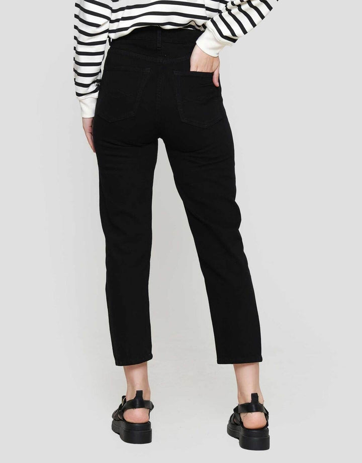 Nevada Comfort Fit Celana Denim Wanita