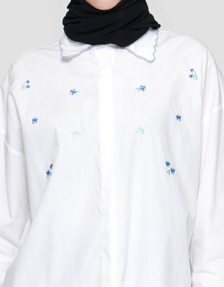 Annisa With Floral Embro Detailed Kemeja Wanita