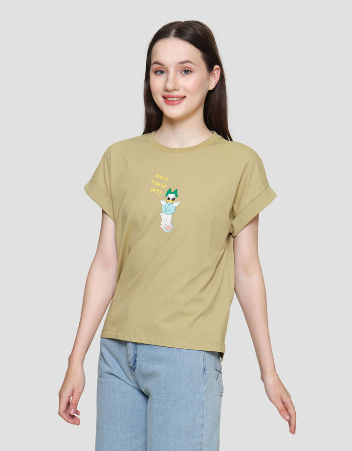 Suko Boxy Graphic Kaos Wanita