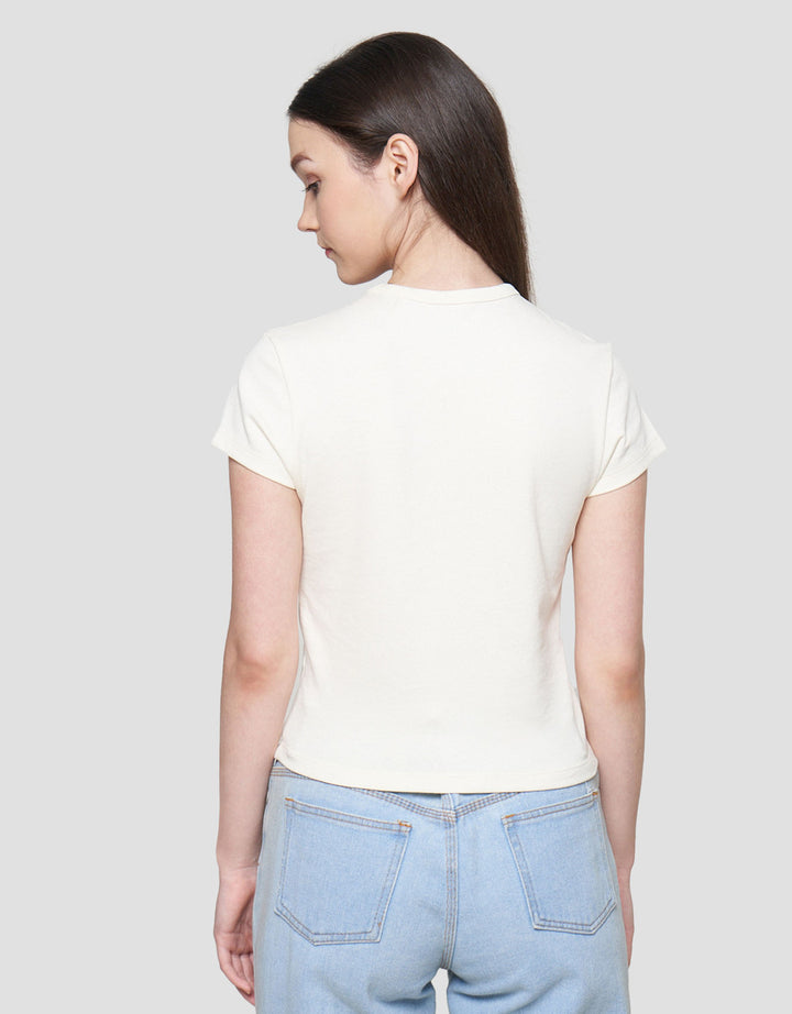 Suko Crop Graphic Kaos Wanita