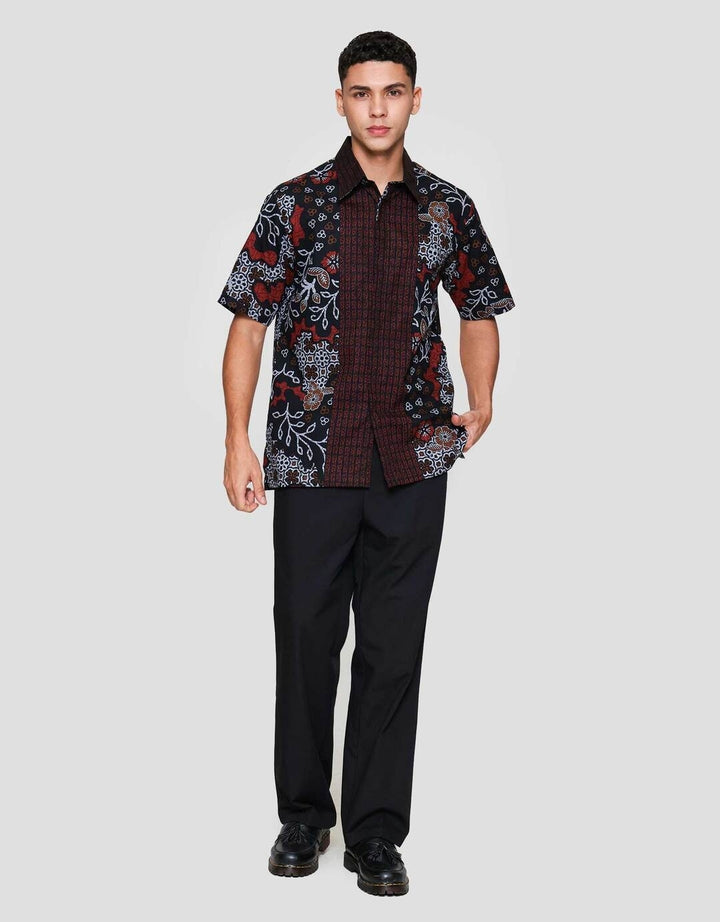 Arjuna Weda Hem Body Fit Semanggi Sekar Jagad Kemeja Batik Pria