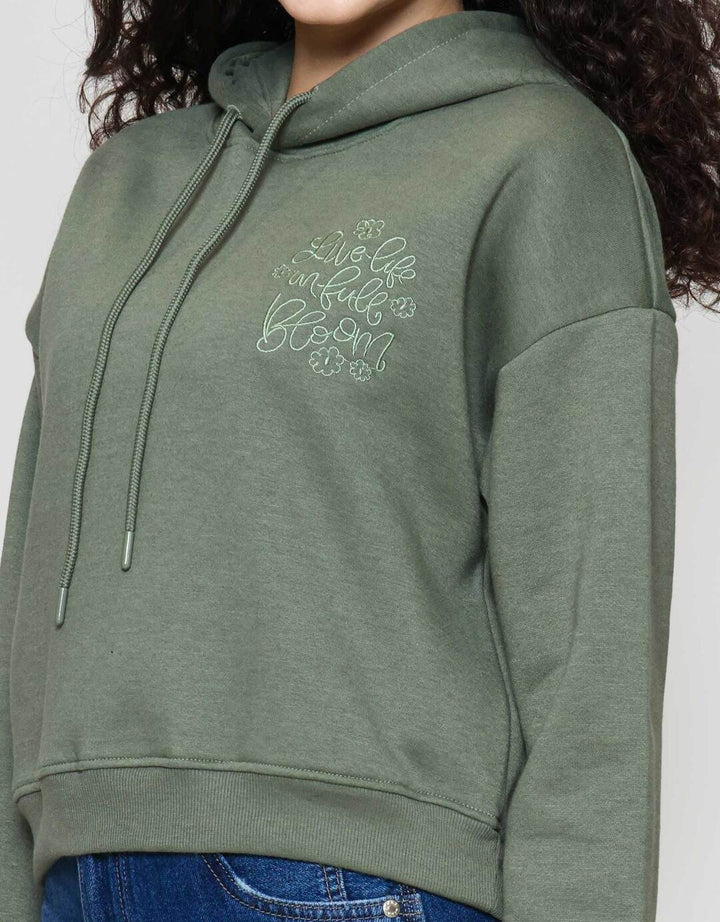 Nevada Solid Crop Fleece Bloom Sweater Wanita
