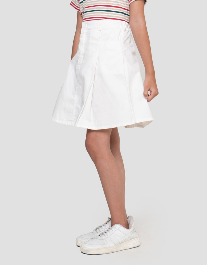 Exit Girls Aninda Rok Anak Perempuan