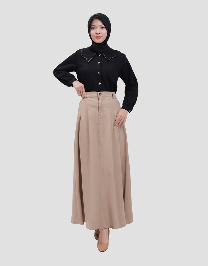 Exit Izkha Rok Wanita