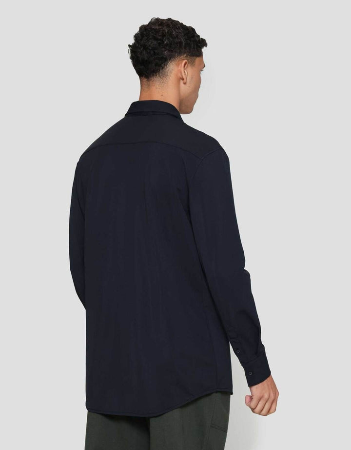 Suko Kemeja Lengan Panjang Bahan Elastis Struktur Kemeja Pria