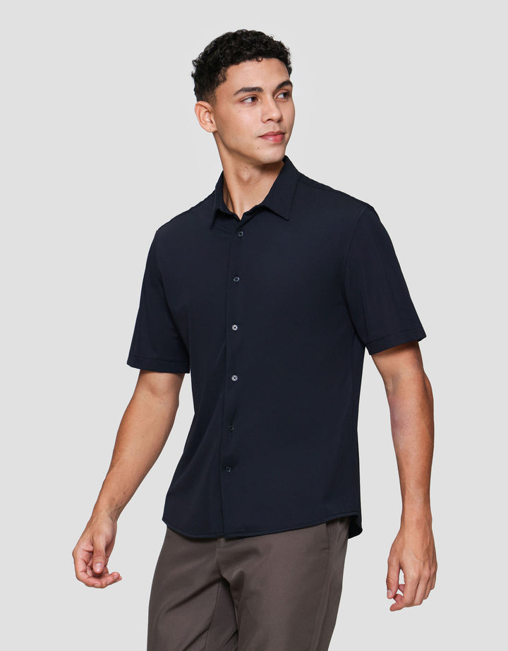 Suko Kemeja Lengan Pendek Bahan Elastis Struktur Pria