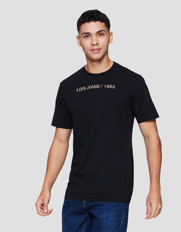 Lois Brand Born Kaos Lengan Pendek Pria