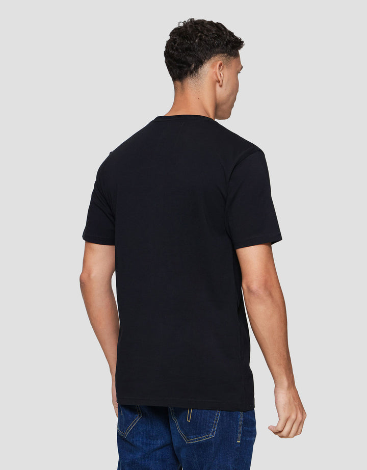 Lois Brand Born Kaos Lengan Pendek Pria