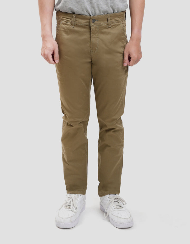 Lois Slim Stretch Fit Celana Chino Pria