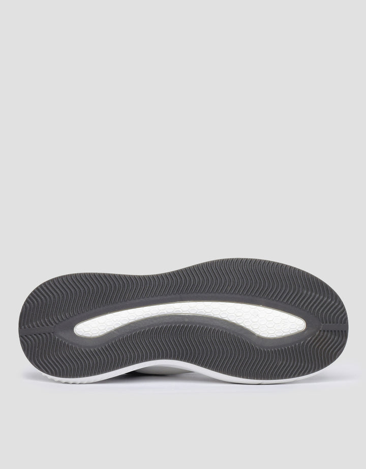 MxM Nevada Round Sepatu Sneakers Pria