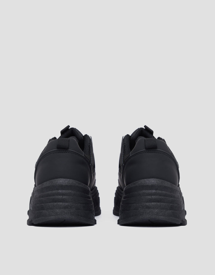 MxM Nevada Famous Sepatu Sneakers Wanita