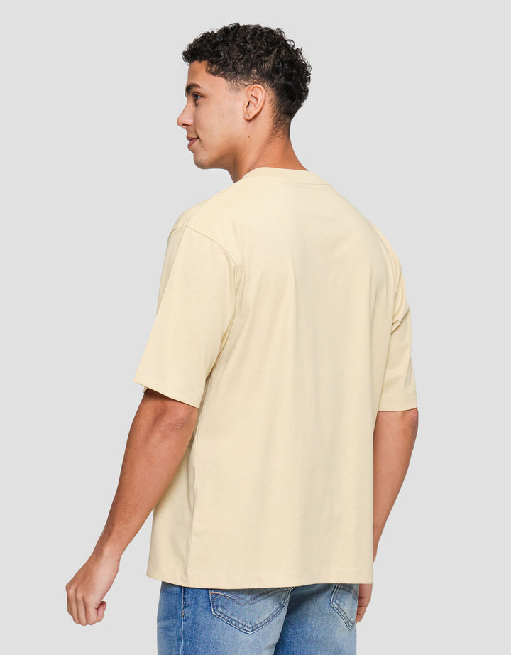 Suko Graphic Leaf Kaos Oversize Pria