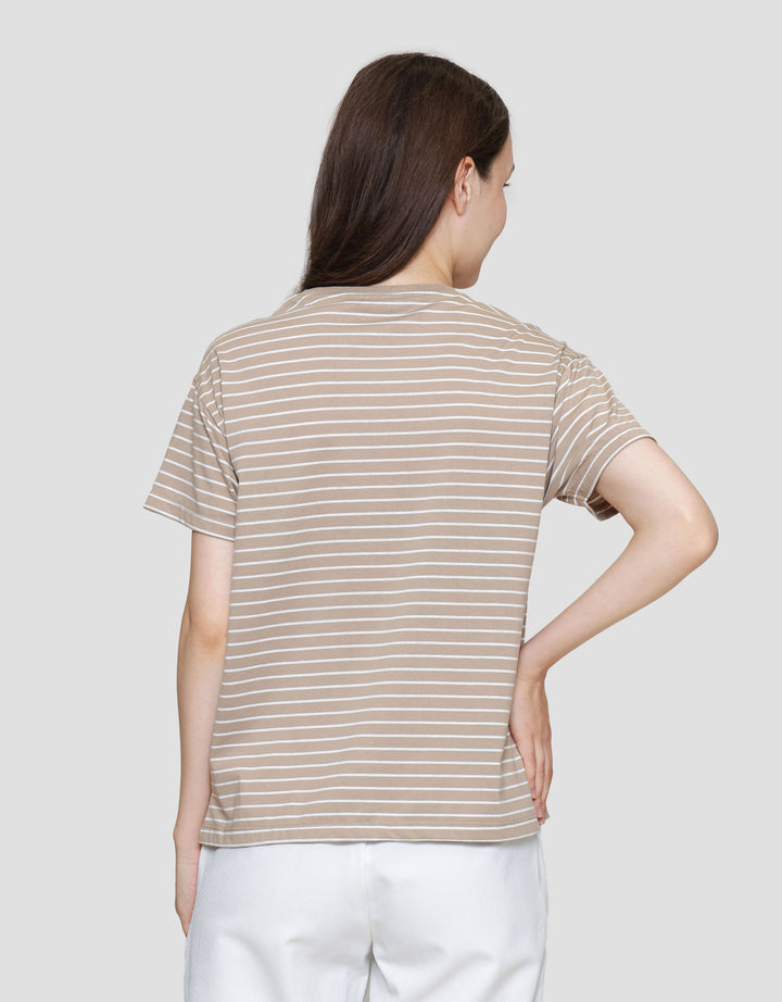 Connexion Stripe Tipe Kaos Wanita