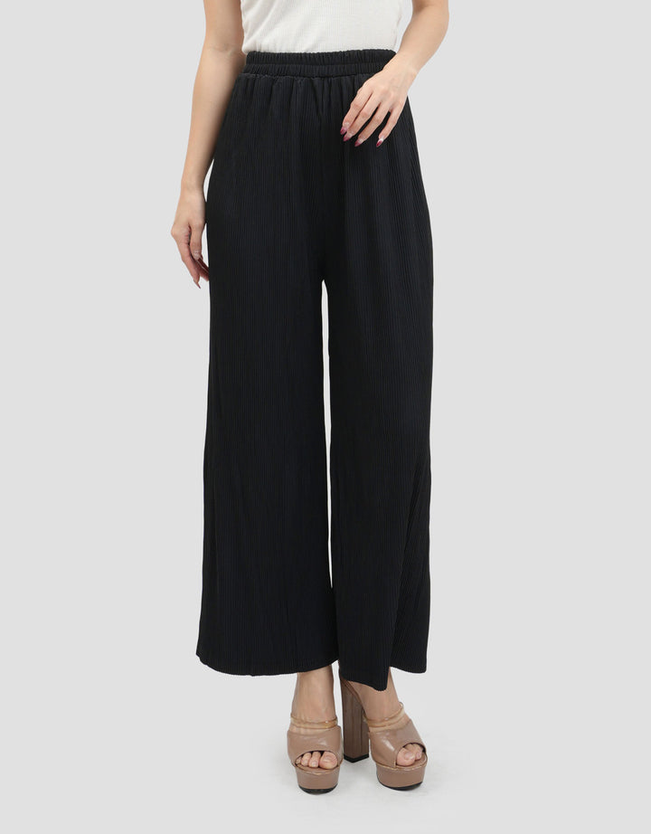 MXM CONNEXION BERMUDA PRISKET KECIL CELANA KULOT WANITA