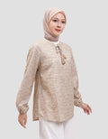 Expand Raina Blouse Wanita