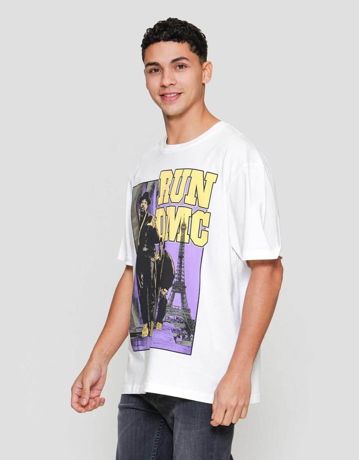 Aos Universal Music Theme Rockstar Run Kaos Pria