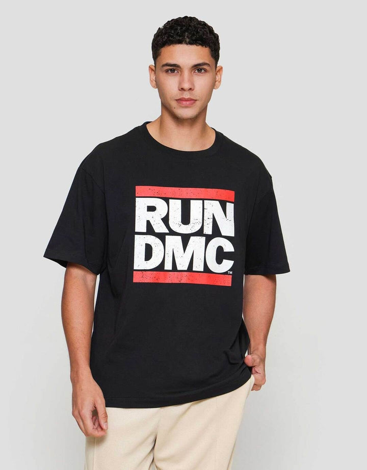 Aos Universal Music Theme Rockstar Run DMC Kaos Pria