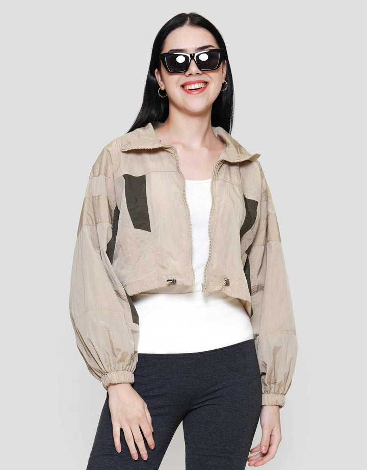 Nevada Sld Boxy Parasut Cut And Sew Jaket Wanita