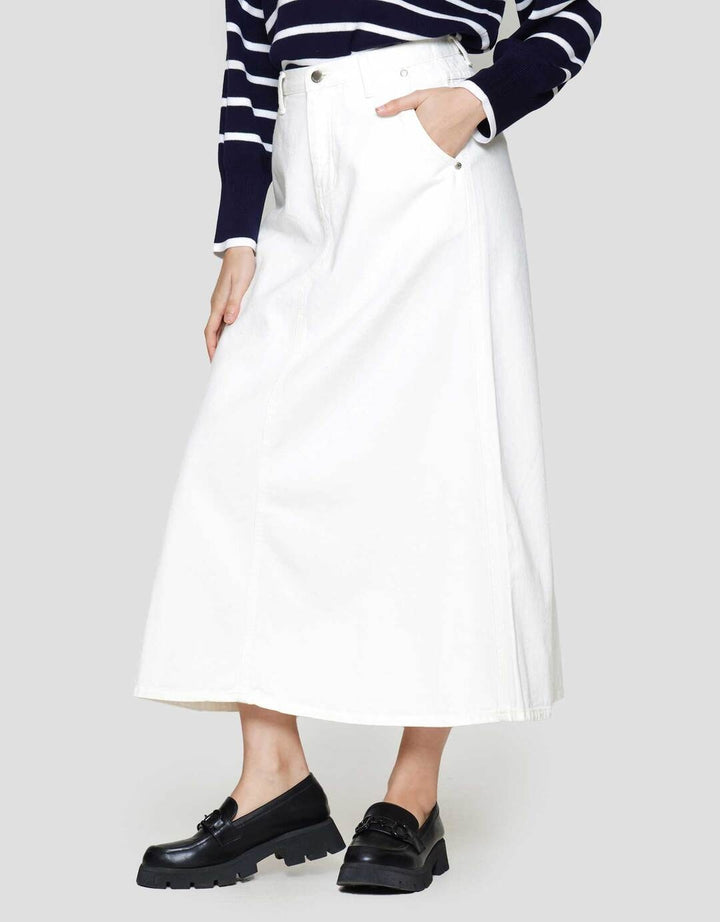 Nevada Basic A Line Rok Denim Wanita