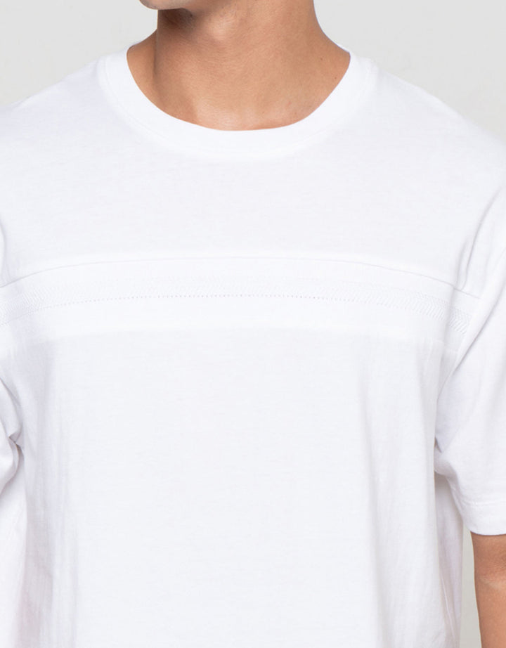 Cole Cut &Sewn Manset Jacquard Kaos Pria