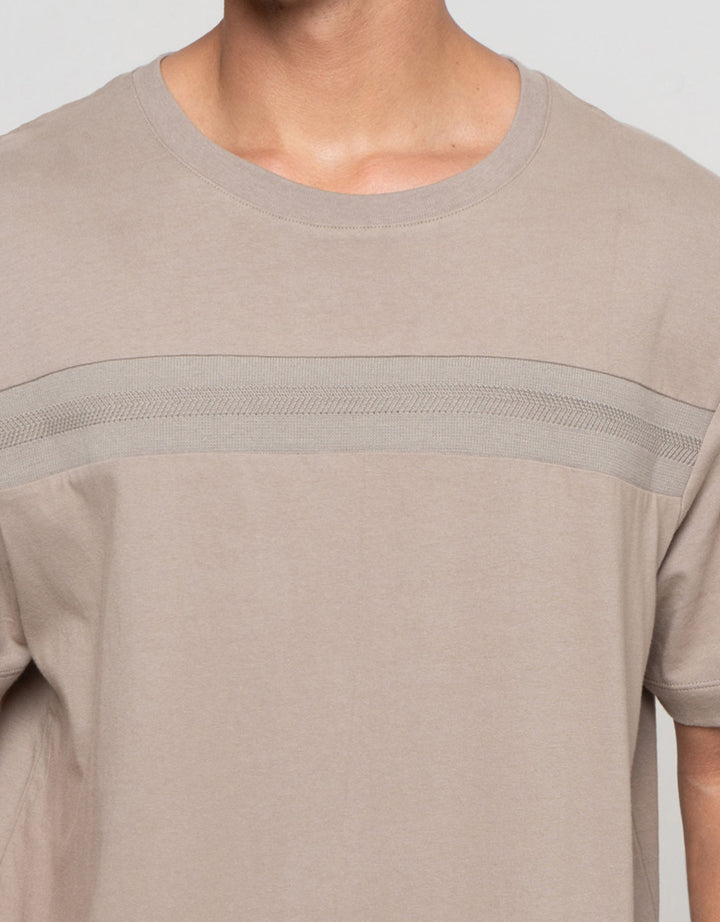 Cole Cut &Sewn Manset Jacquard Kaos Pria