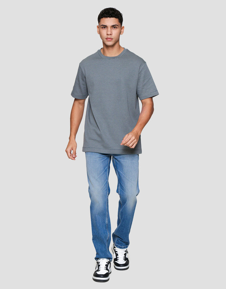 Cole Pin Stripes Kaos Pria