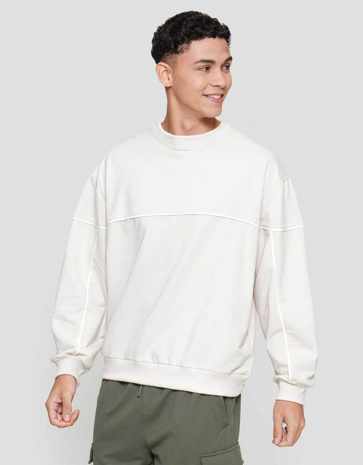 Nevada Cut And Sewn With Pipping Sweater Pria