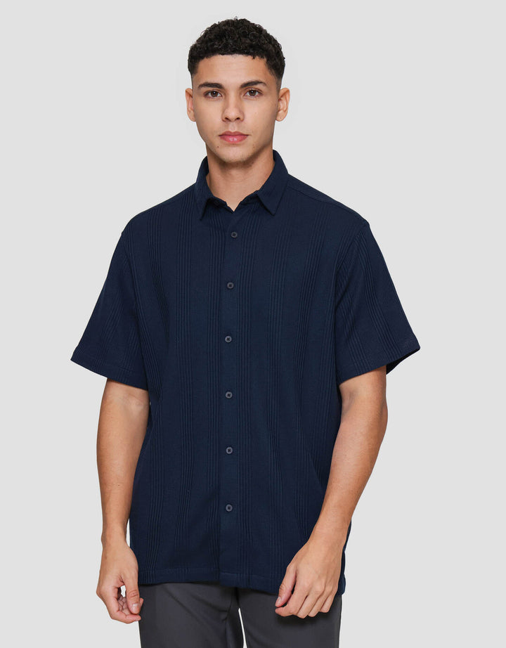 Cole Knitt Texture Waffle Kemeja Pria