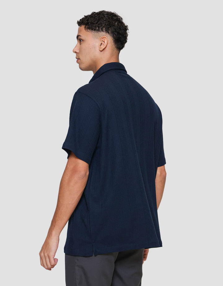 Cole Knitt Texture Waffle Kemeja Pria