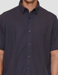 Cole Knitt Texture Waffle Kemeja Pria