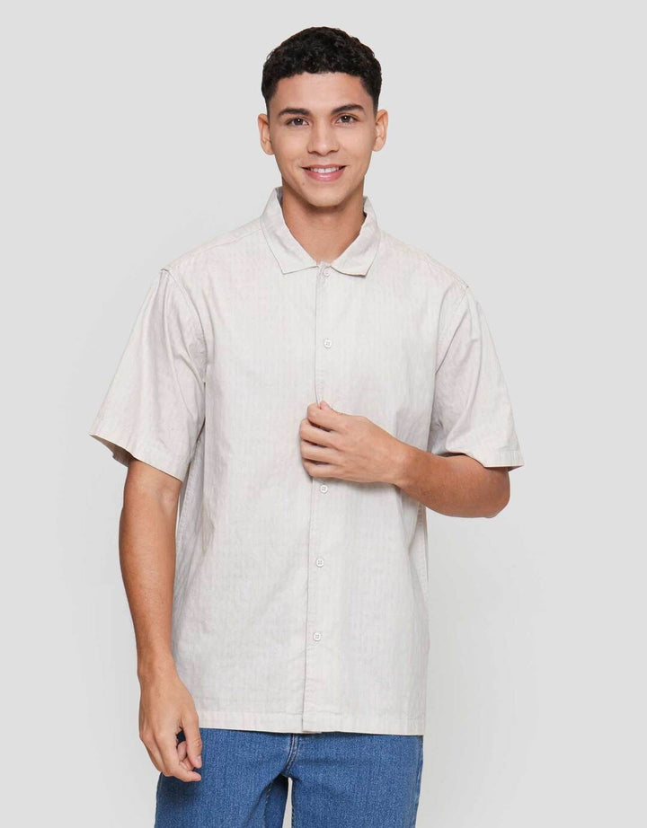 Cole Dobbie Texture Kemeja Pria