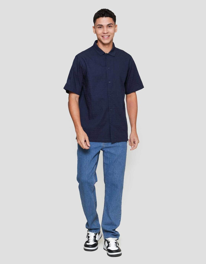 Cole Dobbie Texture Kemeja Pria