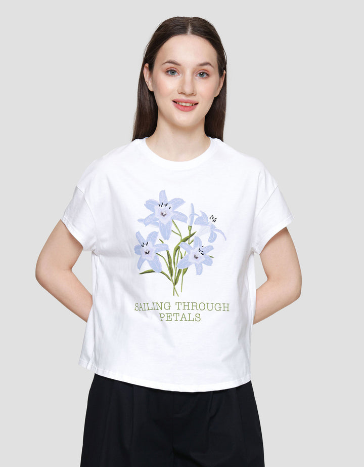 Connexion Print Lily Flowers Kaos Lengan Pendek Wanita