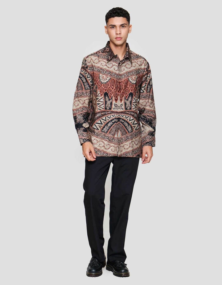 Arjuna Weda Reg Fit Batik Mega Mendung Kemeja Batik Pria