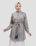Expand Alina Blouse Wanita