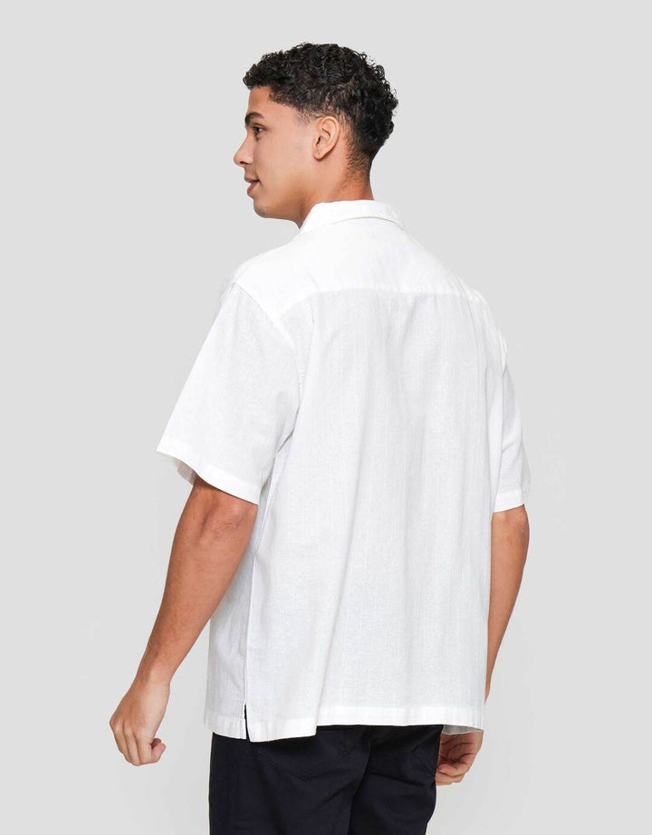 Nevada Plain Texture Kemeja Pria