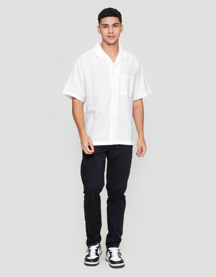 Nevada Plain Texture Kemeja Pria