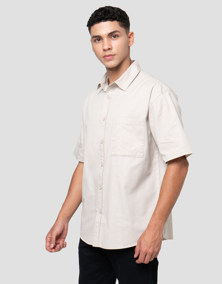 Nevada Plain Basic Twill Bio Wash Regular Fit Kemeja Pria