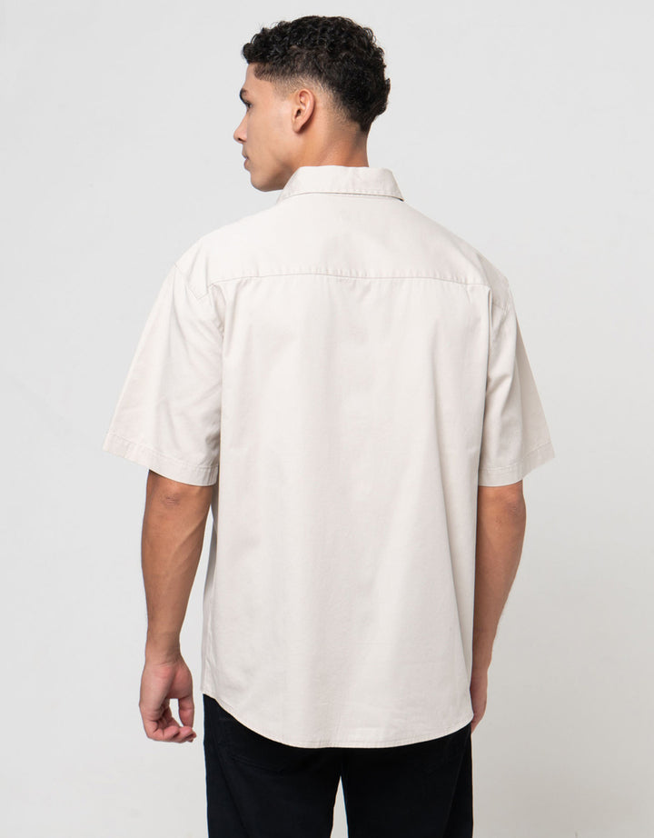 Nevada Plain Basic Twill Bio Wash Regular Fit Kemeja Pria