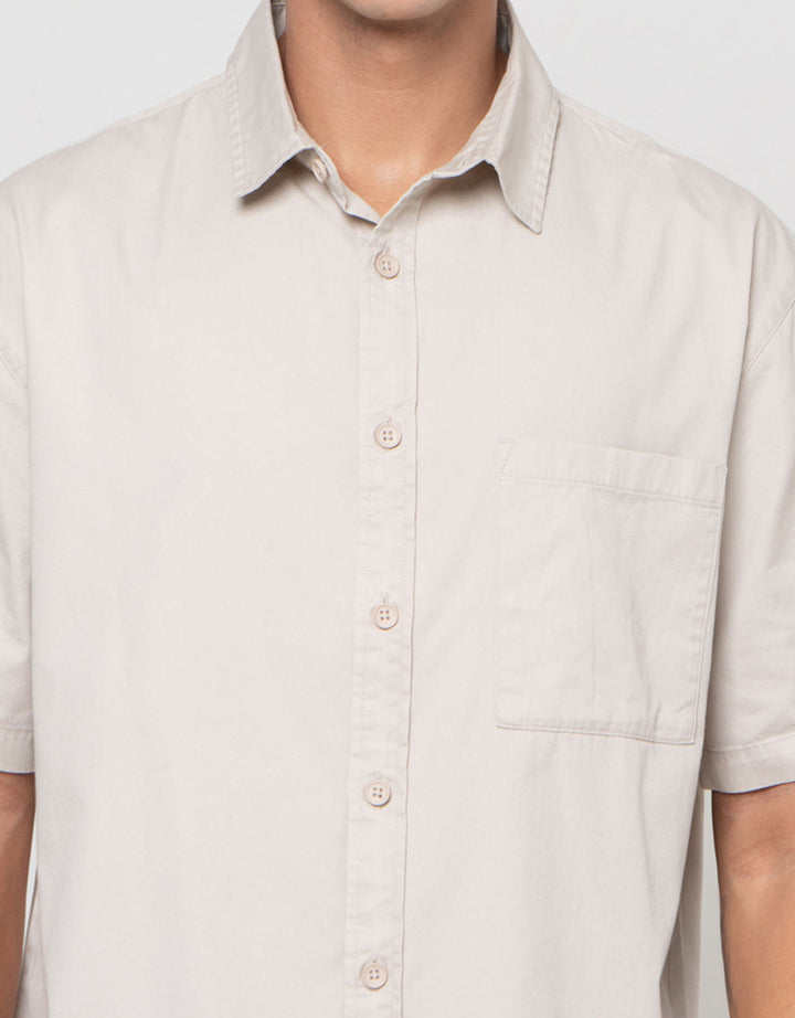 Nevada Plain Basic Twill Bio Wash Regular Fit Kemeja Pria