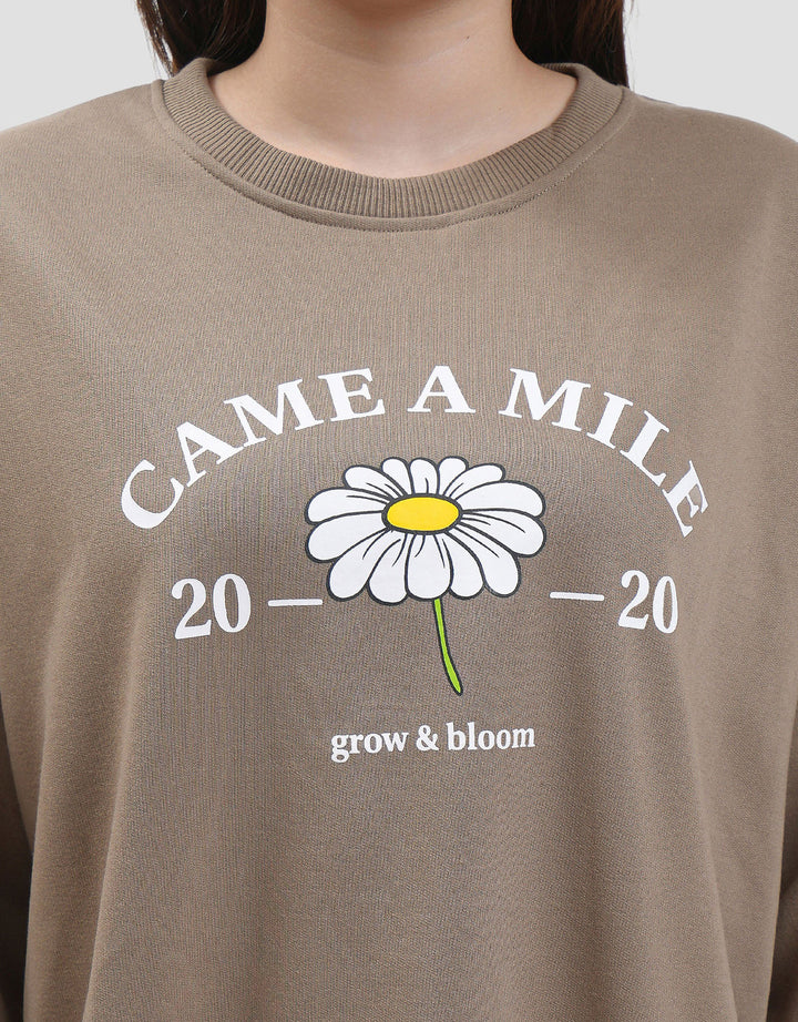 MXM NEVADA BUNGA CAME A MILE SWEATER WANITA