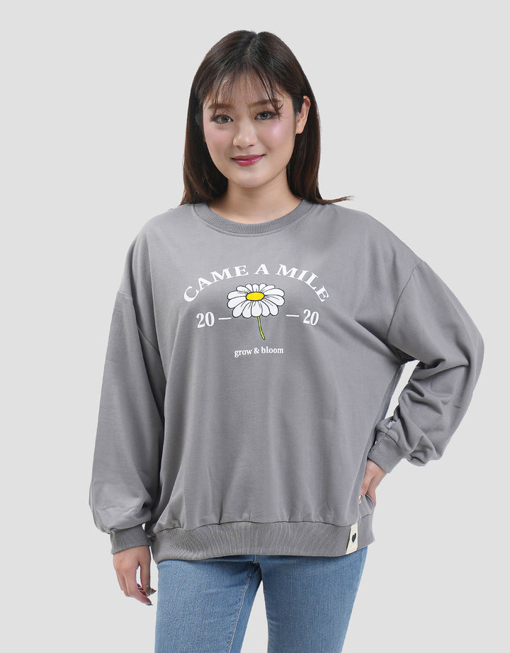MXM NEVADA BUNGA CAME A MILE SWEATER WANITA