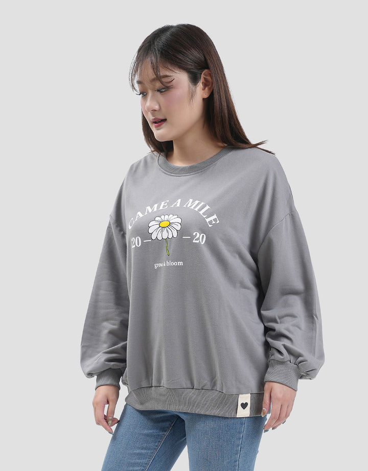 MXM NEVADA BUNGA CAME A MILE SWEATER WANITA
