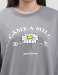 MXM NEVADA BUNGA CAME A MILE SWEATER WANITA