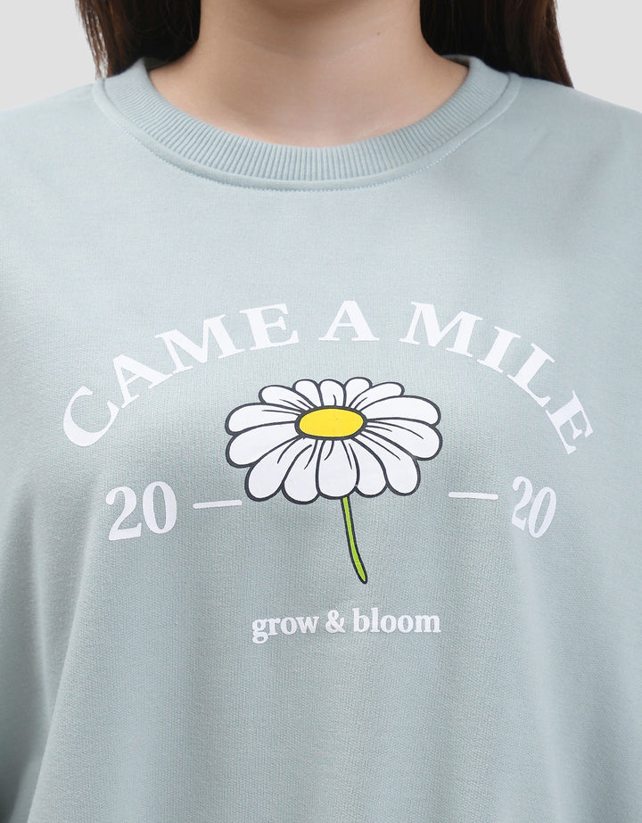 MXM NEVADA BUNGA CAME A MILE SWEATER WANITA