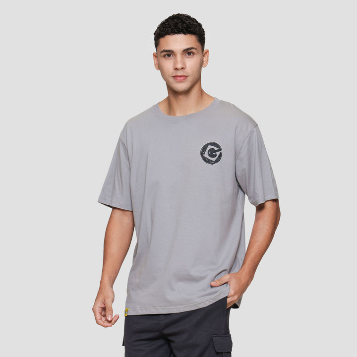 Nevada Universal Minion Print Kaos Pria