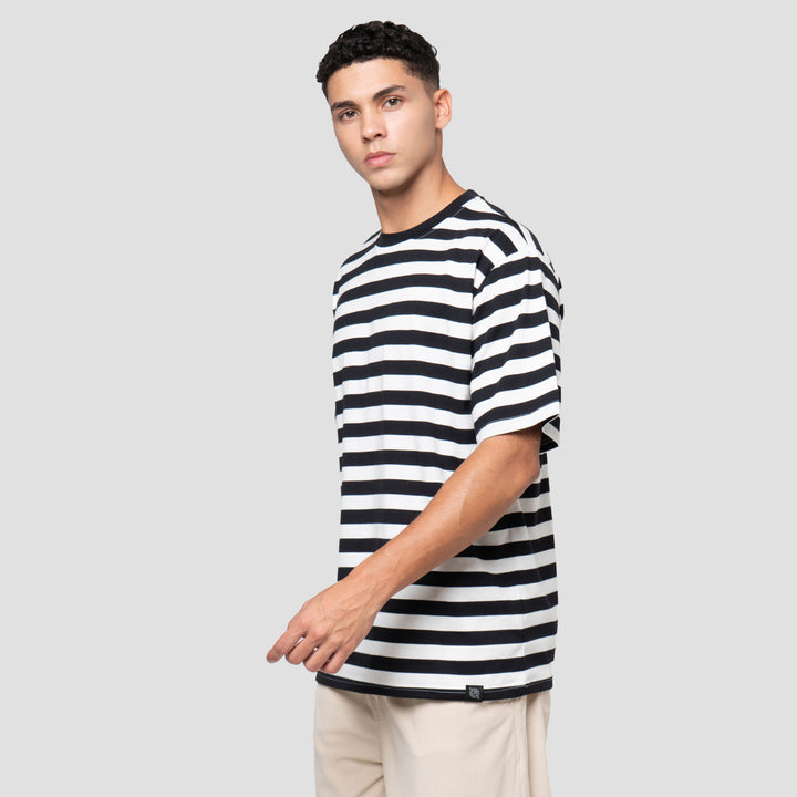 Nevada Stripe Small Stripe Kaos Pria