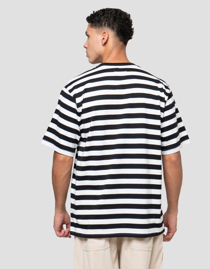 Nevada Stripe Small Stripe Kaos Pria